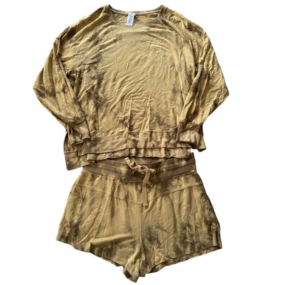 JoyLab Bundle Women's Soft Lightweight Sweatshirt & Shorts Yellow Washed Large A - Picture 2 of 4